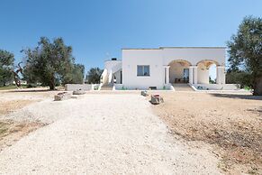 Stunning Villa Surrounded by Olive Trees - Beahost