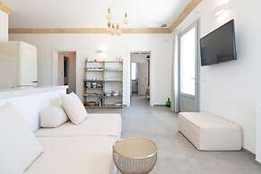 Stunning Villa Surrounded by Olive Trees - Beahost