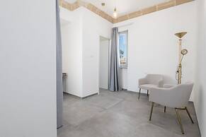 Stunning Villa Surrounded by Olive Trees - Beahost