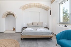 Stunning Villa Surrounded by Olive Trees - Beahost