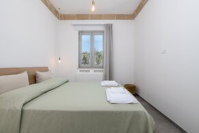 Stunning Villa Surrounded by Olive Trees - Beahost