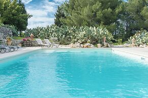 Elegant Farmhouse With Swimming Pool - Beahost