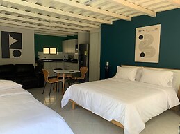 El Poblado - La Frontera