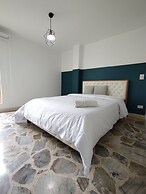 El Poblado - La Frontera