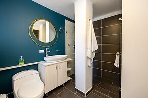 El Poblado - La Frontera