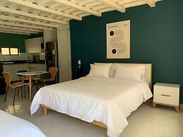 El Poblado - La Frontera