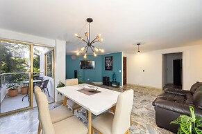 El Poblado - La Frontera