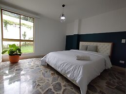 El Poblado - La Frontera