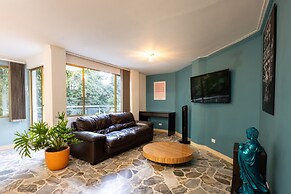 El Poblado - La Frontera