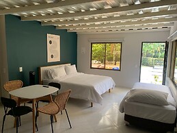 El Poblado - La Frontera