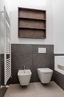 Capo di Lucca White Apartments