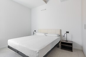 Capo di Lucca White Apartments