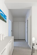 Capo di Lucca White Apartments