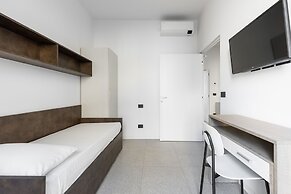 Capo di Lucca White Apartments