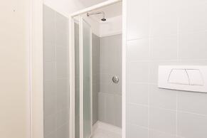 Auditorium Luxury Three Bedroom Apartment