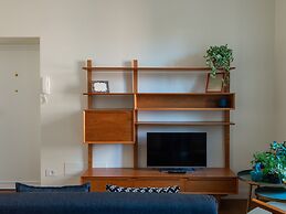 Auditorium Elegant Apartment