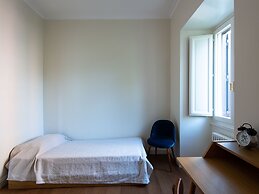 Auditorium Elegant Apartment