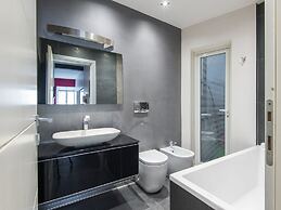 Coronari Enchanting Two Bedroom Apartment