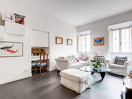 Coronari Enchanting Two Bedroom Apartment