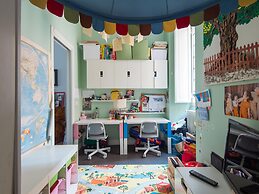 Coronari Enchanting Two Bedroom Apartment