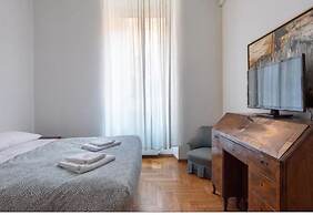 Giulia Luxury Two Bedroom Apartment