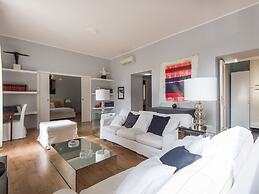 Luxury Apartment Auditorium