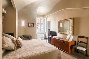 Luxury Two Bedroom House Trastevere