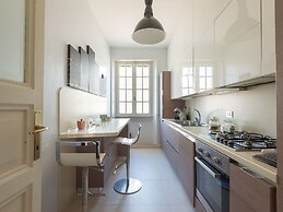 Villa Borghese Luxury Apartment