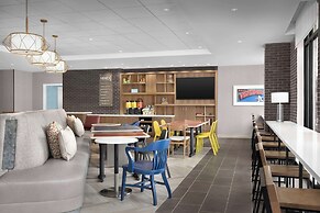 Home2 Suites By Hilton Falls Church