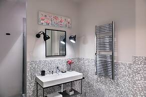 Lady Rose Prestige Suite