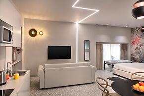 Lady Rose Prestige Suite