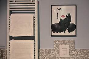 Lady Rose Class Suite