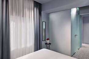 Lady Rose Class Suite