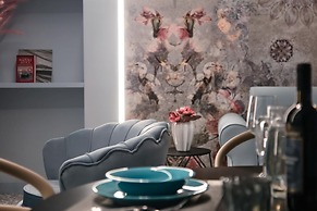 Lady Rose Class Suite