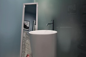 Lady Rose Class Suite