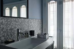 Lady Rose Class Suite