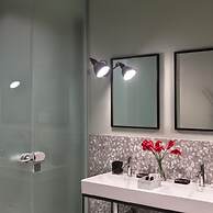 Lady Rose Privilege Suite