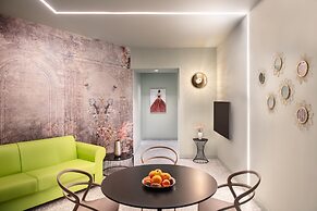 Lady Rose Privilege Suite