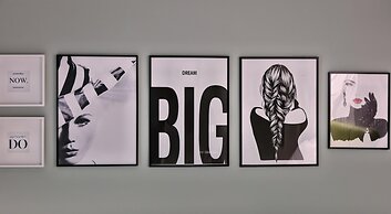 Lady Rose Privilege Suite