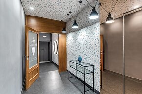 Grey Diamond in Naples