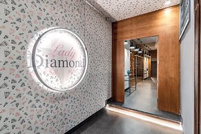 Grey Diamond in Naples