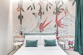 Grey Diamond in Naples