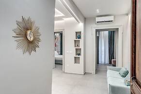 Grey Diamond in Naples