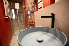 Red Diamond in Naples