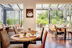 Hotel Imperial Dusseldorf, Sure Collection by BW