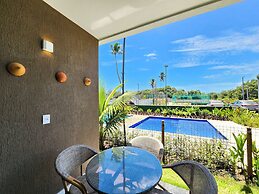 Makia Beach Experience