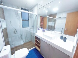 Makia Beach Experience