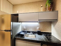 Makia Beach Experience