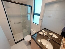 Makia Beach Experience