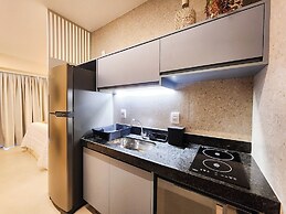 Makia Beach Experience